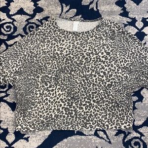 Super soft H&M Leopard Sweater